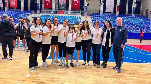 Köşk’ün sultanları sahada tarih yazdı: Hedef Muğla’daki büyük final