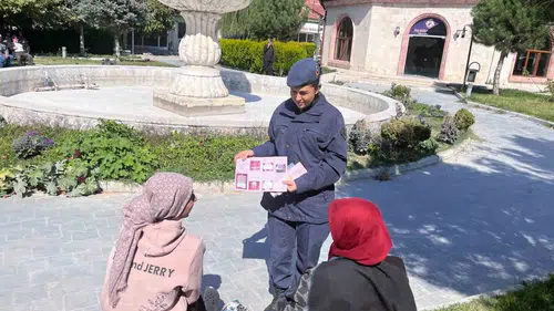 İscehisar’da jandarmadan farkındalık seferberliği: Kadına yönelik şiddete karşı dijital kalkan