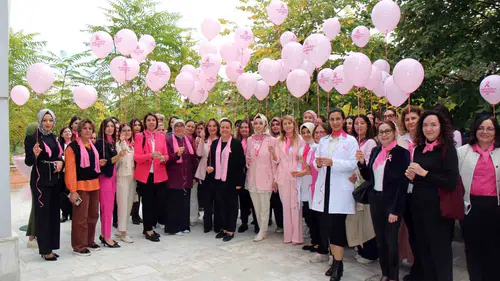 Denizli’de pembe seferberlik: Erken teşhis için dev adım