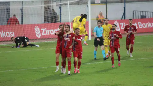 Fethiye'de kupa heyecanı doğa engeline takıldı: Hakemden kritik karar