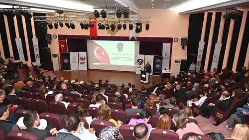 Manisa'da eğitimde güvenlik seferberliği: Okul yöneticileri risklere karşı bilgilendirildi