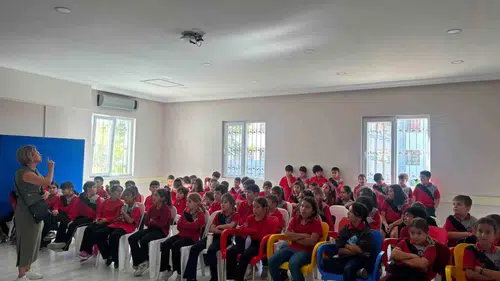 Miniklerden büyük ders: Geleceğin gıda koruyucuları sahneye çıktı