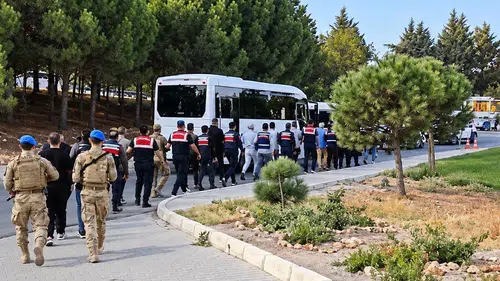 Çeşme Belediyesinde rüşvet operasyonu: "Müdürün kararı" diyerek IBAN üzerinden vurgun yapmışlar
