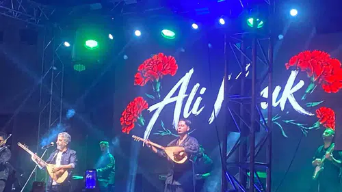 Güney Meydanı’nda Ülkü Coşkusu: Ali Kınık ile Unutulmaz Gece