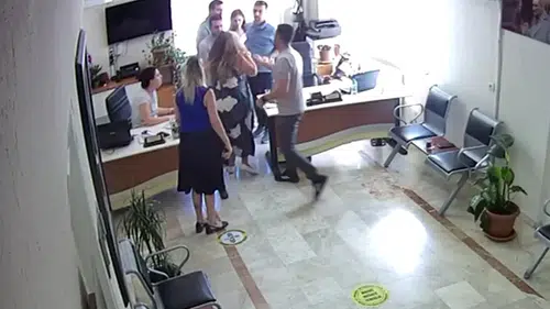 Belediye binasında gergin anlar: Muhtarın hapis cezası kesinleşti