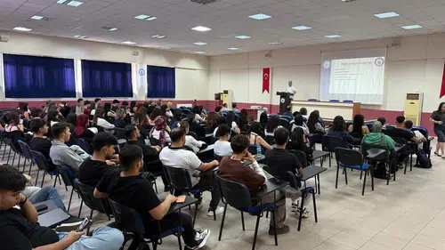 Bozdoğan MYO’da yeni dönem heyecanı: Öğrencilere rehberlik eğitimi verildi