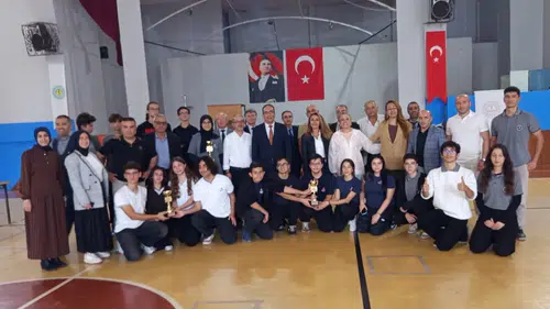 Efelerli öğrencilerden doğaya tam destek: Çevre yarışmasında kazananlar belli oldu