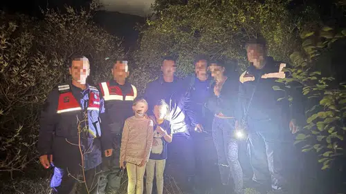 Kuşadası ormanlarında kabus dolu saatler: Kaybolan aile jandarma sayesinde kurtuldu
