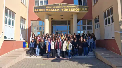 Üniversite hayali kuran gençler ADÜ'de rotayı çizdi