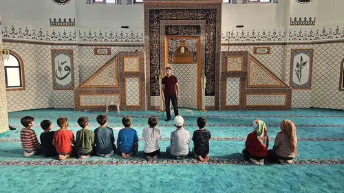 Köşk’te miniklerin cami buluşması: Hem öğreniyorlar hem eğleniyorlar