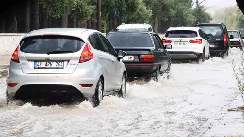 Muğla için kritik uyarı: Meteoroloji saat vererek uyardı