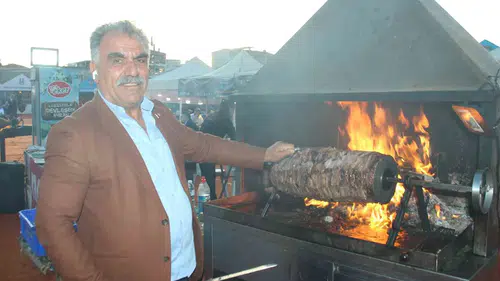 İzmir’de Erzurum esintisi: 60 bin şişlik lezzet şöleni başladı