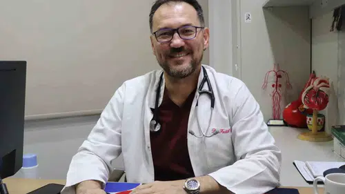 Göğüs kafesi açılmadan hayata tutundu: 75 yaşındaki hastaya başarılı operasyon