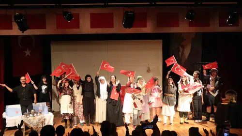Nazilli’de Cumhuriyet coşkusu tiyatro sahnesine taşınıyor: Kahraman kadınların destanı yeniden yazılacak