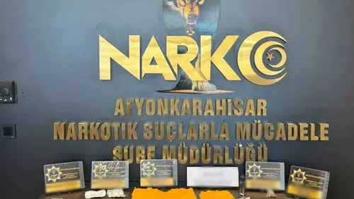 Zehir tacirine Afyonkarahisar polisinde geçit yok: Üzerinden servet çıktı