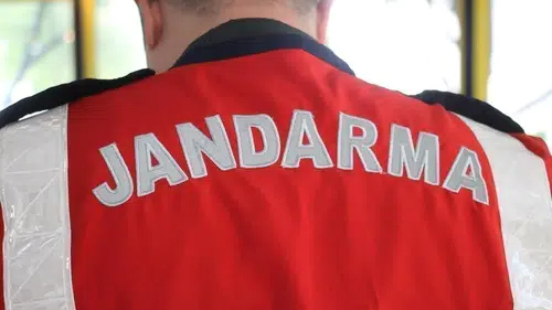 Nazilli'de jandarmadan kaçamadı: 15 yıllık hapis cezası olan firari yakalandı