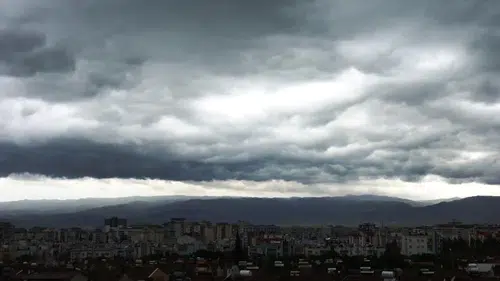 Aydınlılar dikkat: Meteorolojiden sağanak yağış uyarısı geldi