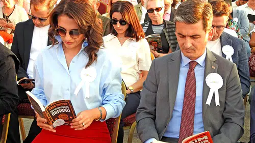 Çeşme’de kitaplar şiddete karşı kalkan oluyor: 5. sezon coşkusu başladı