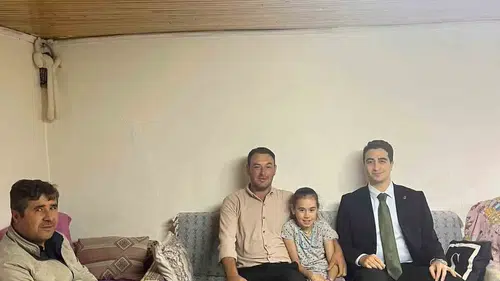 Beyağaç'ta kapı kapı dolaştı: Kaymakam Haydari halkın sorunlarına çözüm arıyor