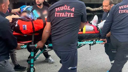 Marmaris yolunda can pazarı: Personel servisi devrildi