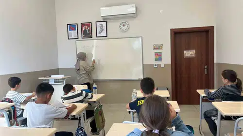 Şehzadeler’de minik öğrencilere akademik destek eli uzandı