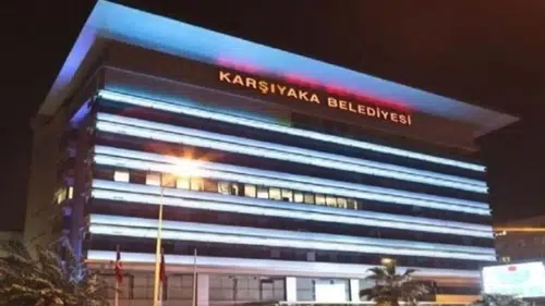 Karşıyaka Belediyesi çöp krizinin nedenini açıkladı: Araç teslimatı gecikti