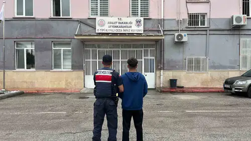 Afyonkarahisar jandarmasından suçlulara geçit yok: 40 gözaltı