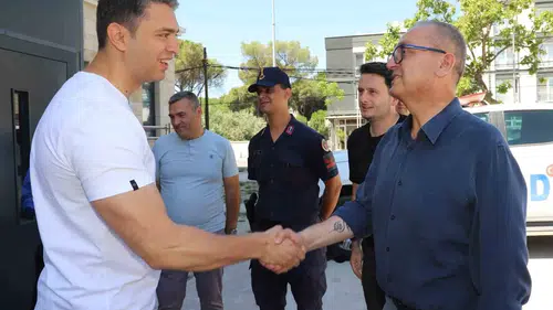 Saruhanlı’da hüzünlü veda: Kaymakam Murat Acar yeni görevine uğurlandı
