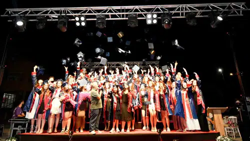 Manisa’da unutulmaz gece: Bir okulda üç hüzünlü veda birden