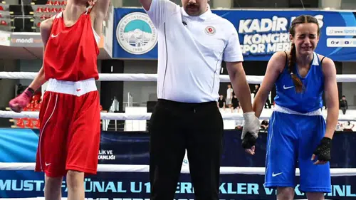 Ringin yeni kraliçesi Aydın'dan çıktı: Vesile Yağmur zirveye adını yazdırdı