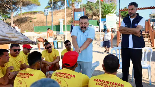 Didim sahillerinde tatilciler için güvenli önlem: Cankurtaranlara özel eğitim