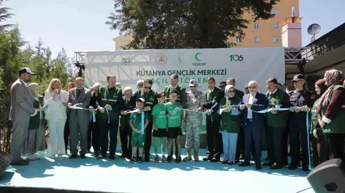Kütahya’da gençlerin yeni buluşma noktası: Yeşilay Gençlik Merkezi kapılarını açtı