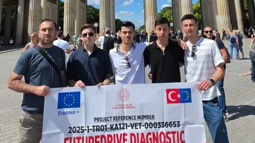 Turgutlulu genç teknisyenlerin Almanya çıkarması: Otomotivin devlerinde staj yaptılar