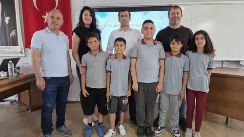 Sarıgöl’de zeka rüzgarı esti: Bilgi yarışmasının kazananı belli oldu