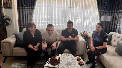 Emniyetten Emir Buğra’ya unutulmayacak doğum günü jesti