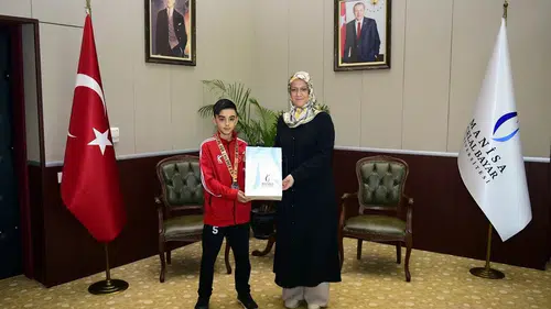 Manisa Celal Bayar Üniversitesi'nden Balkanlar'a damga vuran karate başarısı