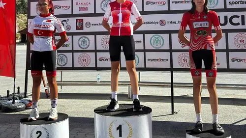 Akhisarlı pedallardan kürsü şovu: İki günde madalyalara ambargo koydular