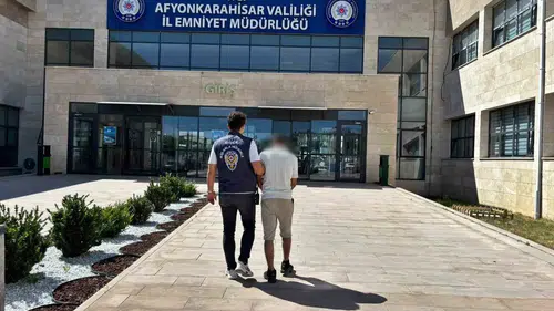 Afyonkarahisar’da dijital dolandırıcıya kaçış yok: 4 yıl hapis cezasıyla yakalandı