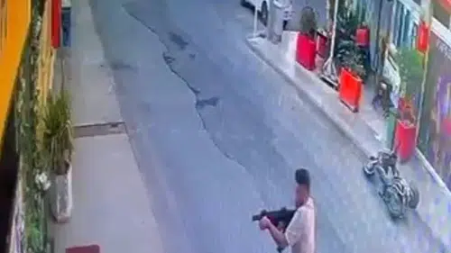 Bodrum'da dehşet anları: Sevgilisinin çalıştığı dükkanı tüfekle taradı