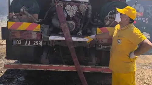 Afyon’dan Muğla’ya umut taşıdılar: Şuhut ekipleri alevlerin önünde siper oldu