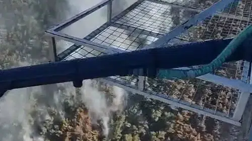 Akhisar’da korkutan yangın: Ekipler alevlerin hızını kesti