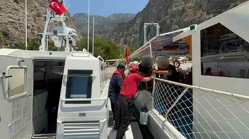 Gökyüzünden vadiye kabus dolu iniş: Yaralı pilot için nefes kesen operasyon