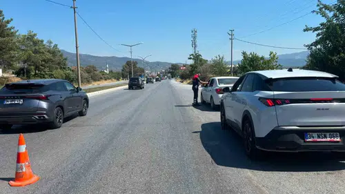 Aydın'da jandarmadan geniş çaplı operasyon: 40 firari yakayı ele verdi