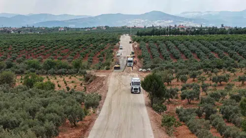 Karacasu’da dokuz mahalleyi birbirine bağlayan dev ulaşım hamlesi