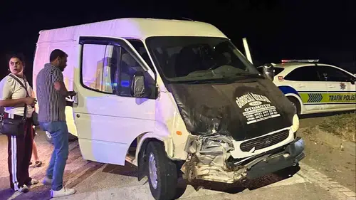 Afyonkarahisar yolunda korkutan çarpışma: 4 yaralı
