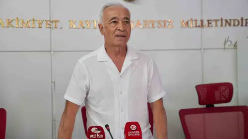Seferihisar Belediye Meclisi'nde kritik oylama: Yeni başkan vekili belli oldu