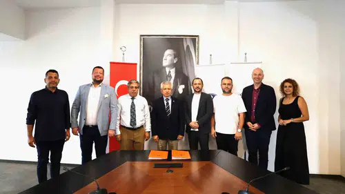 Akademik yönetimde dijital devrim: İEÜ imzalı yazılım üniversitelere rehber olacak