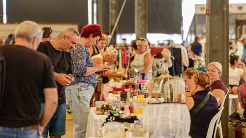 İzmir’de ikinci el rüzgarı: Evdeki eşyalar kazanca dönüşüyor