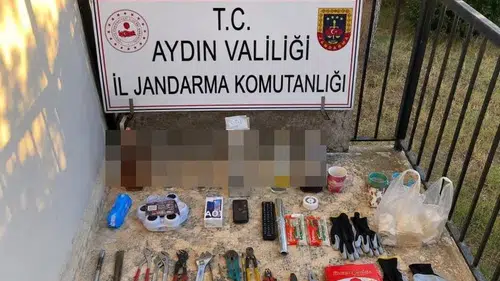 Bozdoğan'da hırsızların balkon kaçışı jandarmaya takıldı