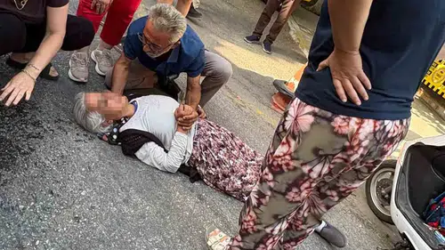 Bayındır’da akşam saatlerinde kaza: Motosiklet yayaya çarptı